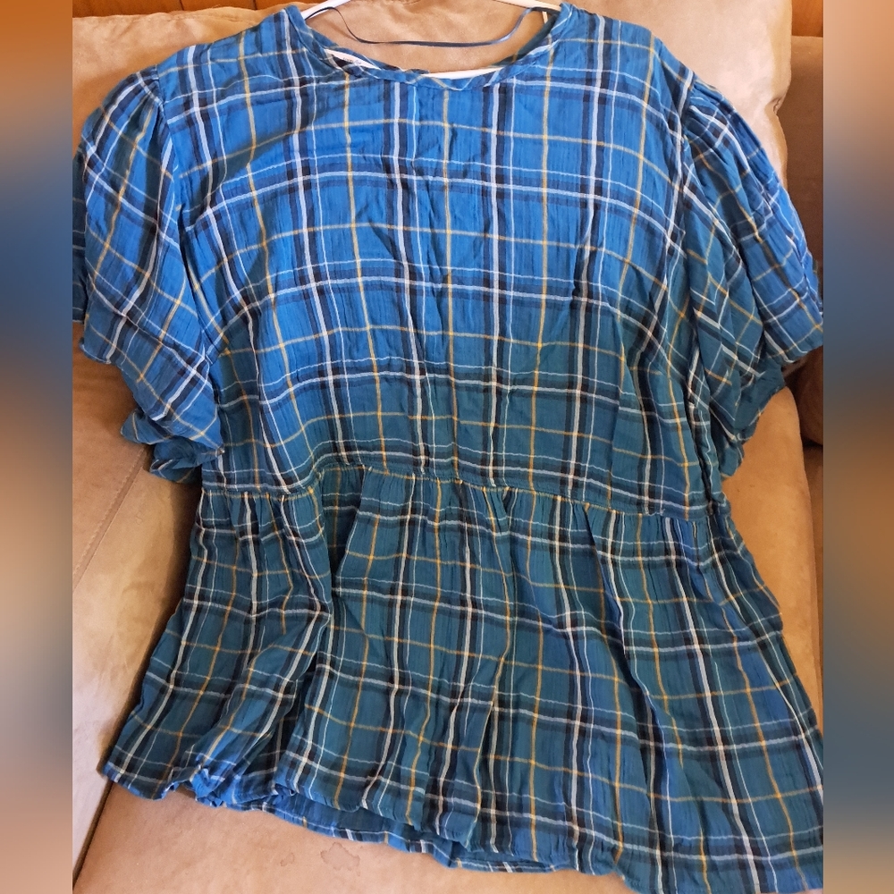 NWT Plus Size Peasant Top